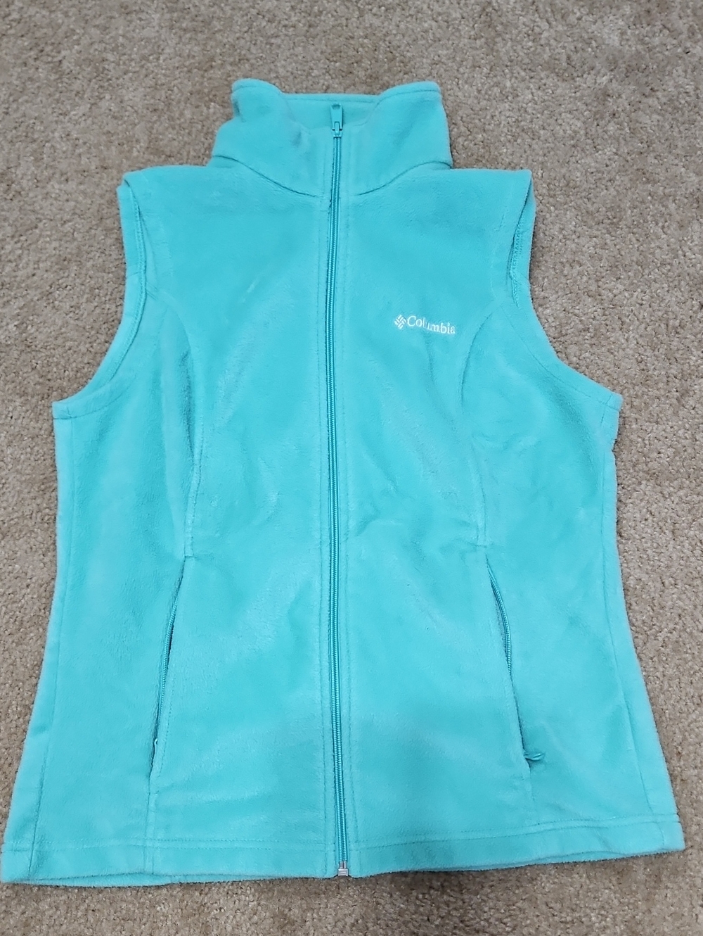 Columbia Women's Teal Fleece Vest with Full Zip. Zip Pockets  Large
